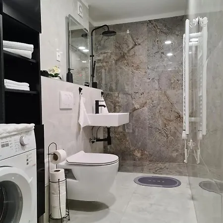 Adriatic Loridas Apartman