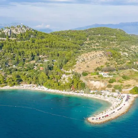 Adriatic Loridas Apartman *